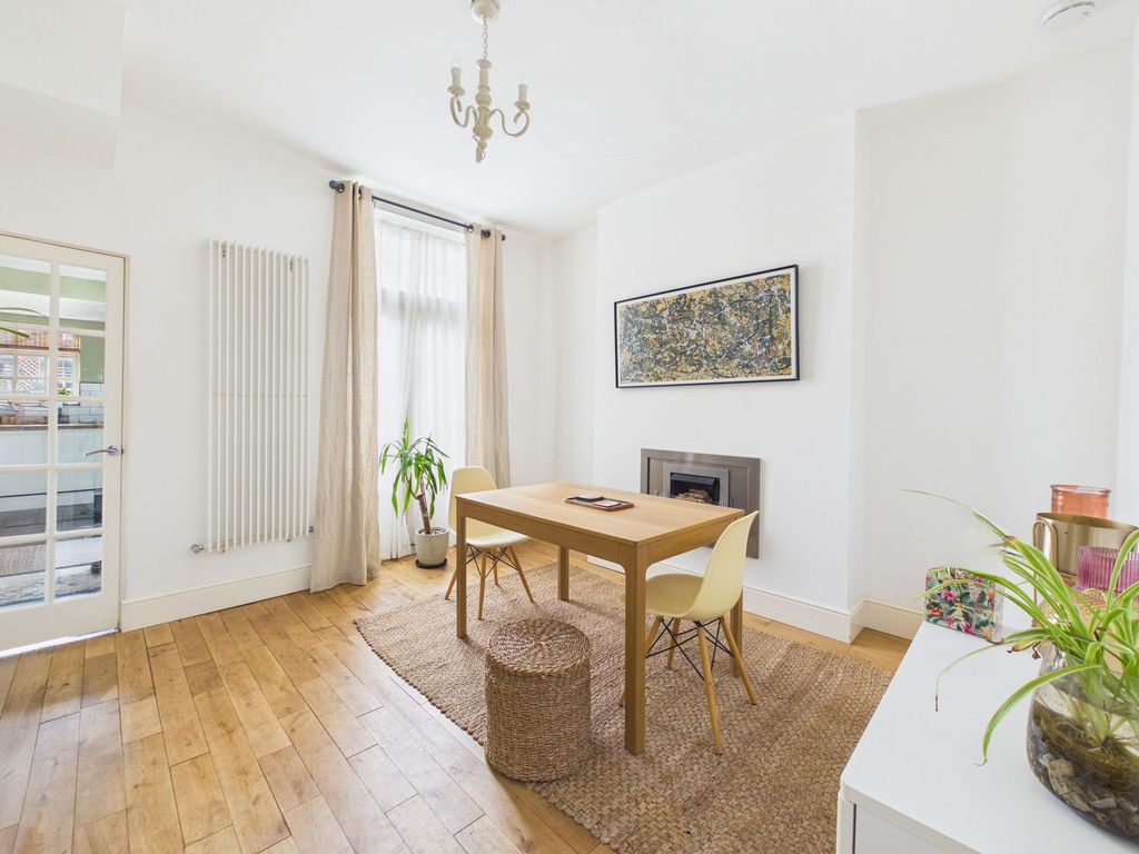 Property photo 3 of 13 Dining Room