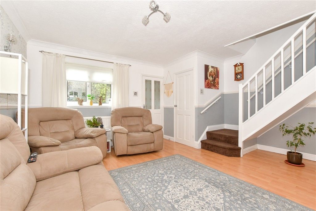 Property photo 1 of 14 Lounge