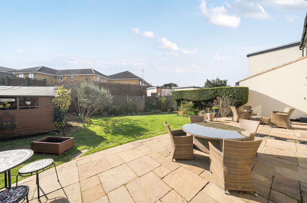 Property photo 2 of 23 Rear Garden Angle 1