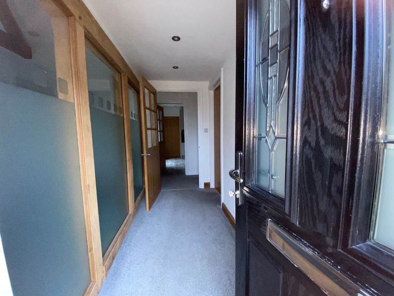 Property photo 3 of 24 Photo 33