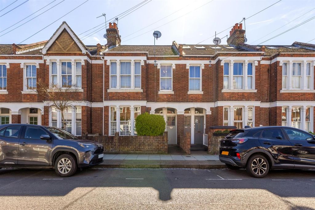 Property photo 2 of 18 7M2A4173-Hdr.Jpg