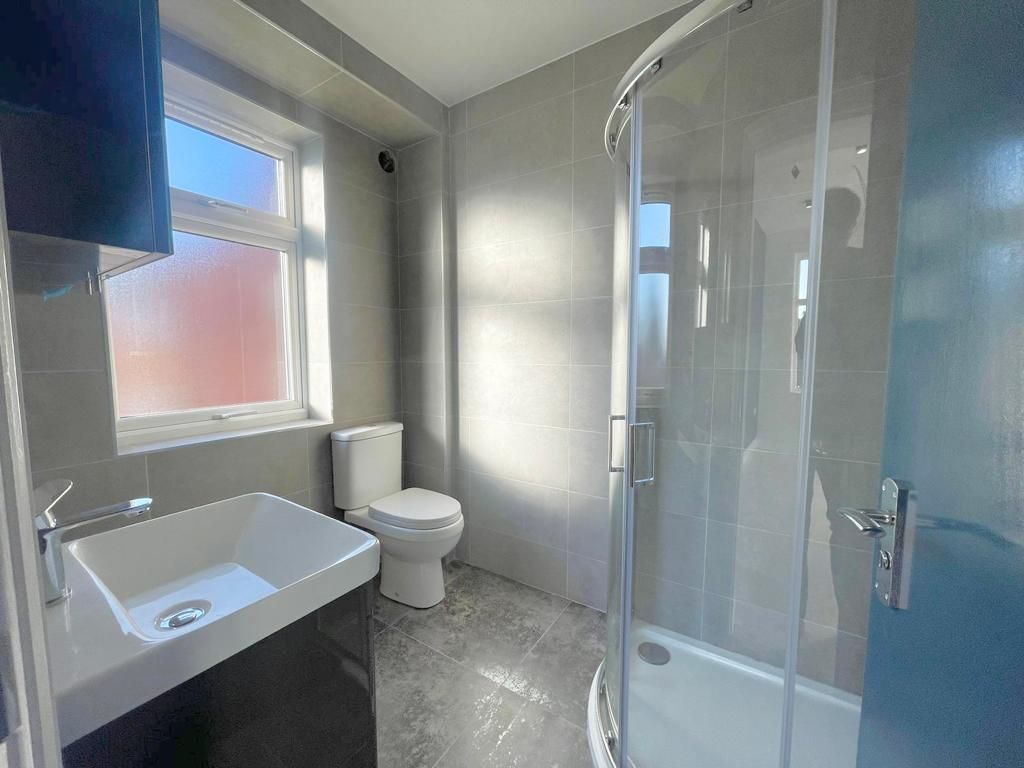 Property photo 3 of 3