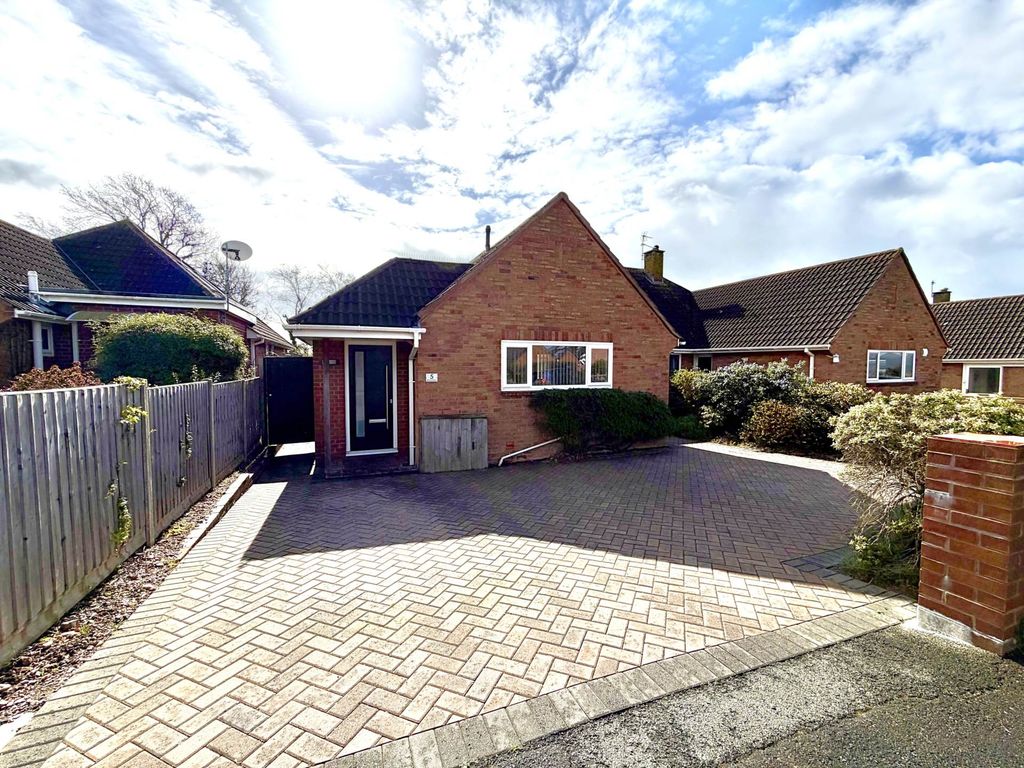 Property photo 1 of 16