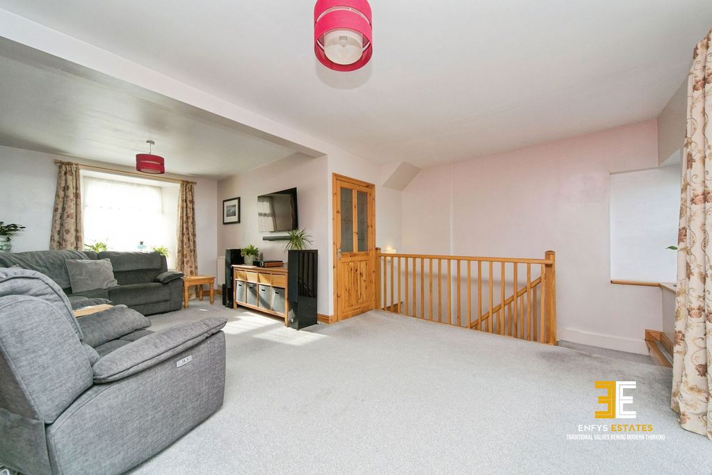 Additional image 4 of 4 bed end terrace house for saleHigh Street, Penmaenmawr LL34