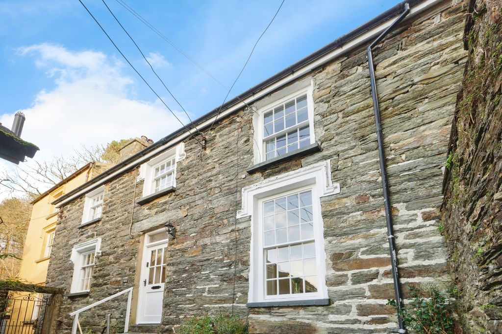 Property photo 1 of 20 Pbox-Img.Jpg