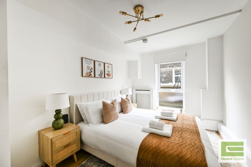 Property photo 2 of 18 Photo 5