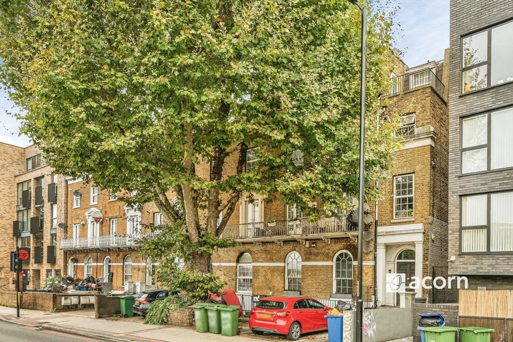 Property photo 1 of 11 External (2)