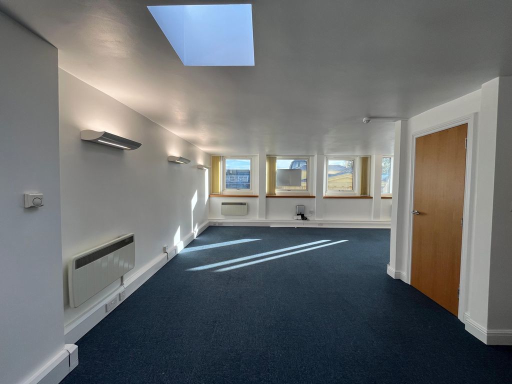 Property photo 2 of 5 Gallery