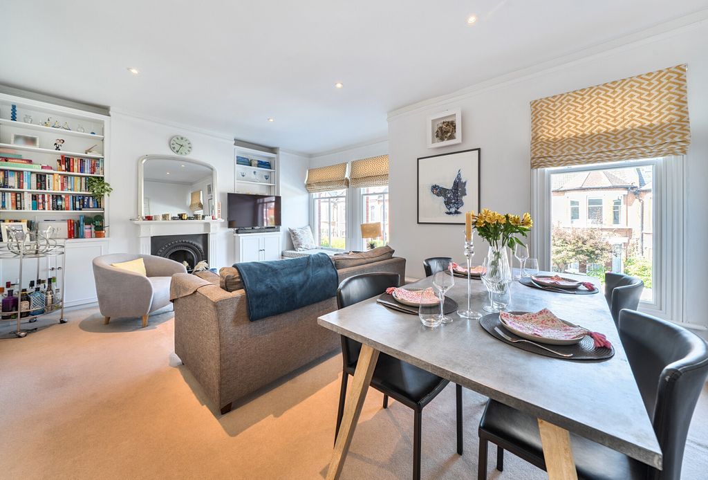 Property photo 2 of 16 1458703-22-6A02Fb...