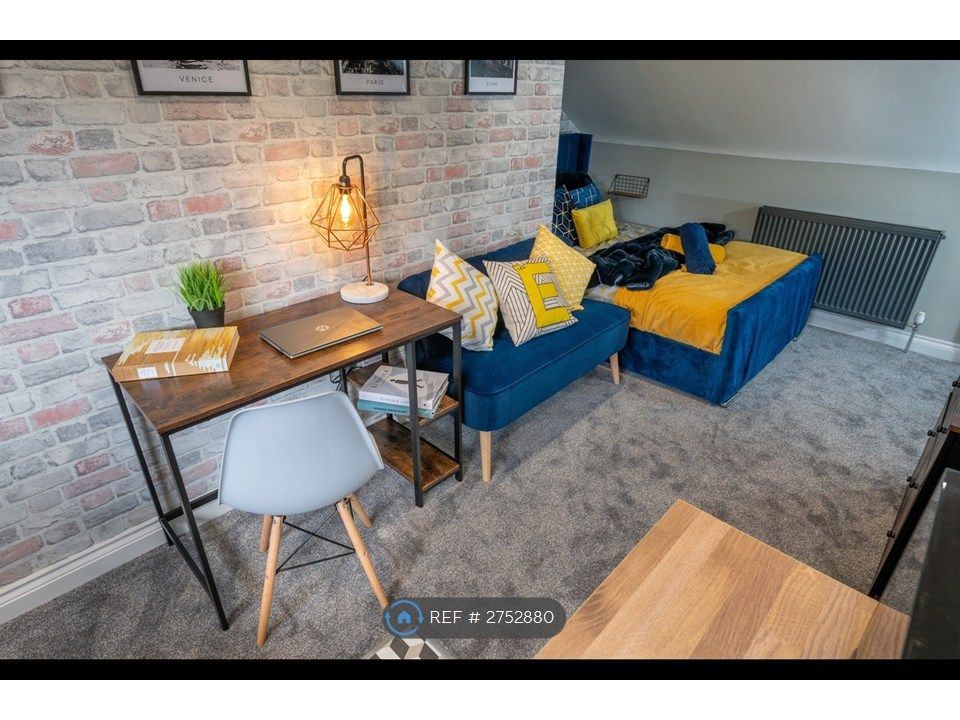 Property photo 1 of 14 Studio 6