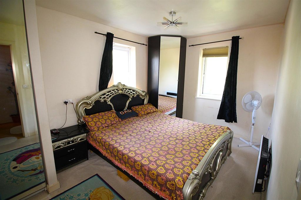 Property photo 3 of 10 Img_1177.Jpg