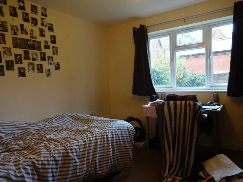 Property photo 2 of 5 Photo 3