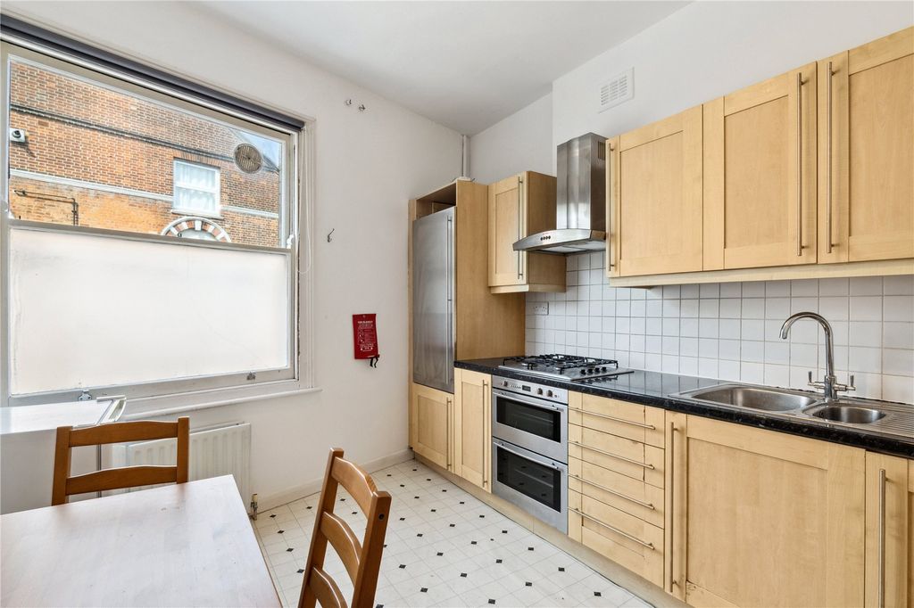 Property photo 2 of 12 Kitchen