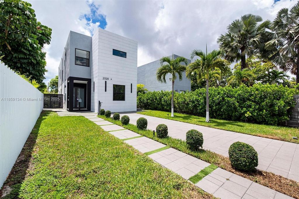 Property photo 1 of 38