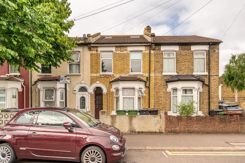 Property photo 1 of 7