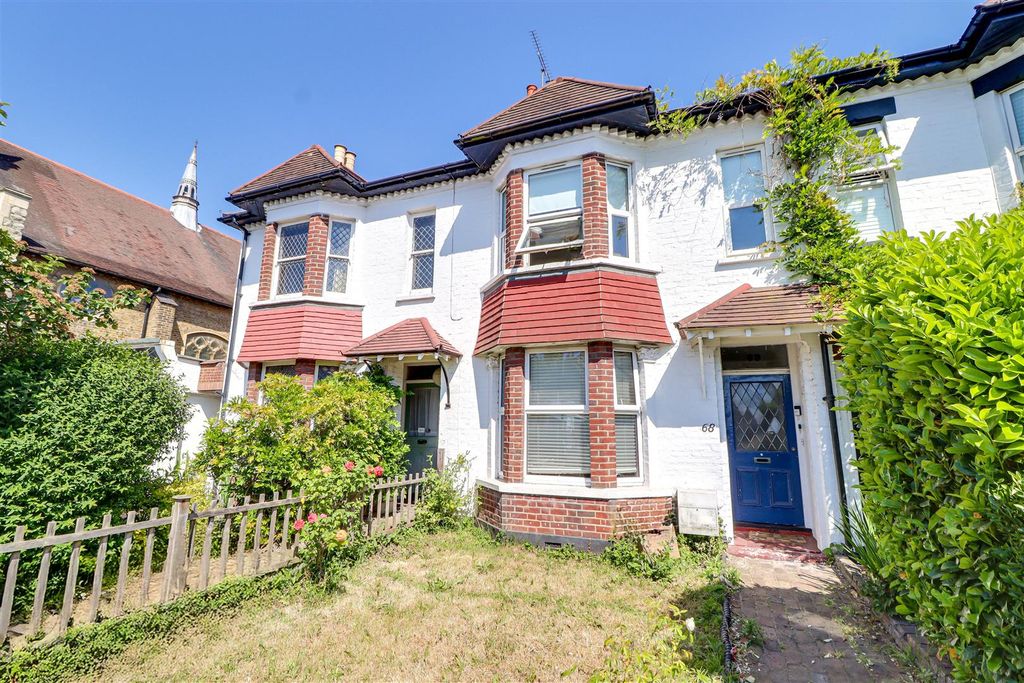 Property photo 1 of 11