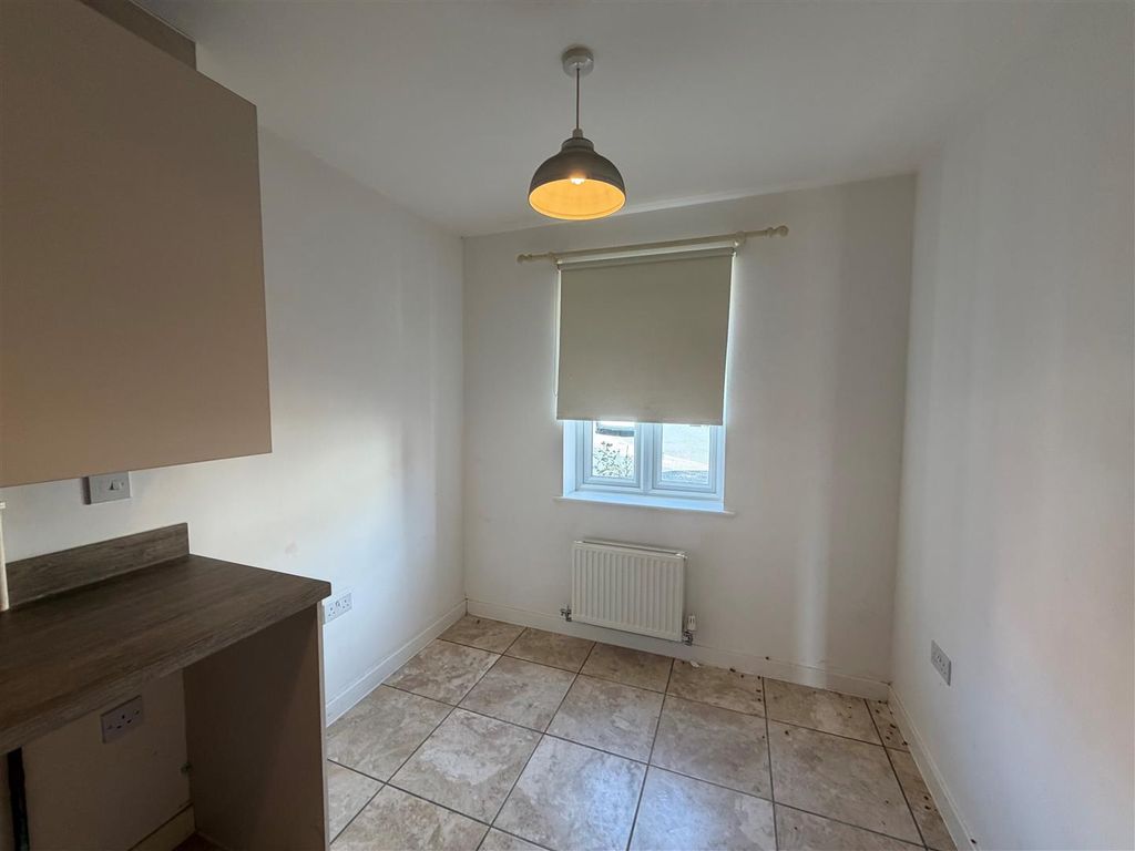Property photo 3 of 14 4.Jpg