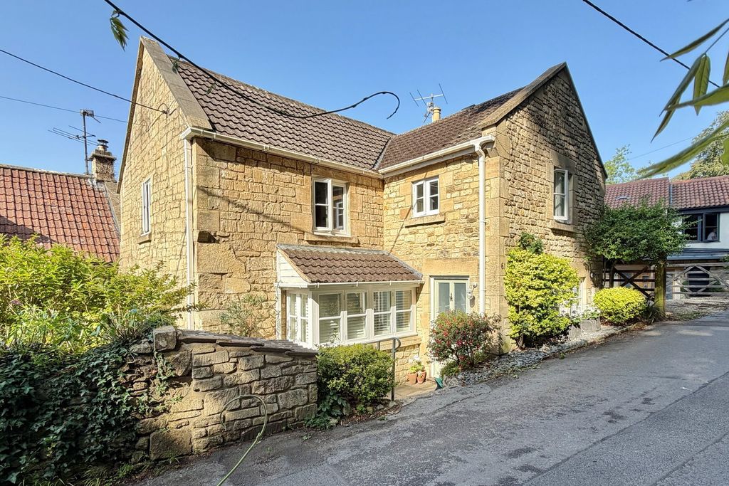 Property photo 1 of 25