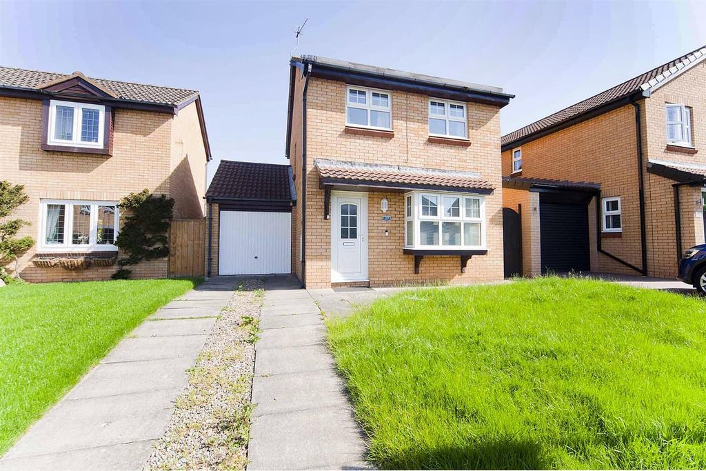 Property photo 1 of 23