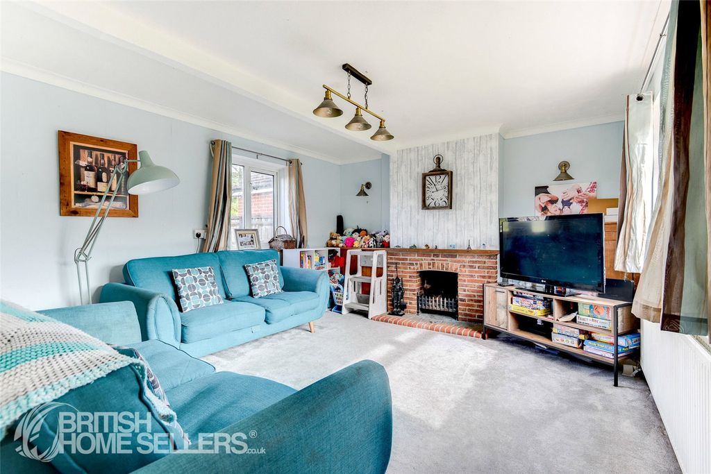 Property photo 2 of 32 Picture No. 06