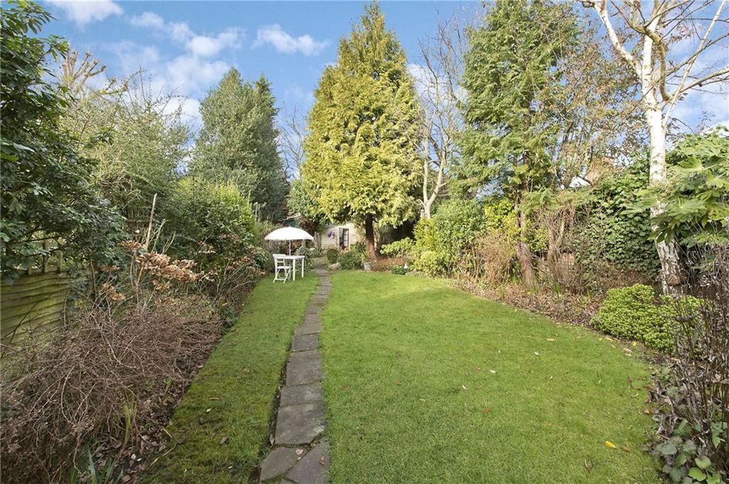 Property photo 3 of 7