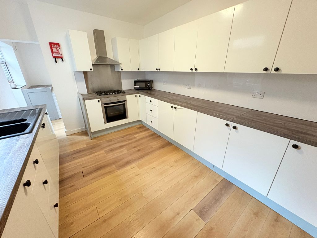 Property photo 2 of 11 Img_0830