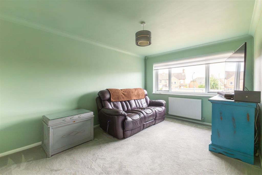 Property photo 3 of 12 Img_0149.Jpg