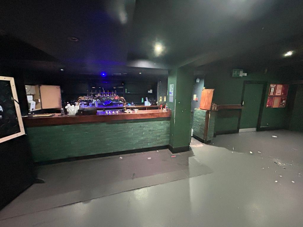 Property photo 3 of 7 Photo 6