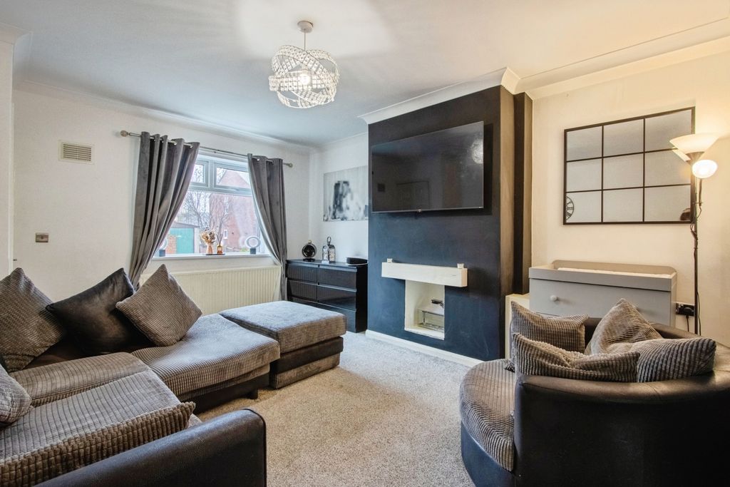 Property photo 2 of 14 Pbox-Img.Jpg