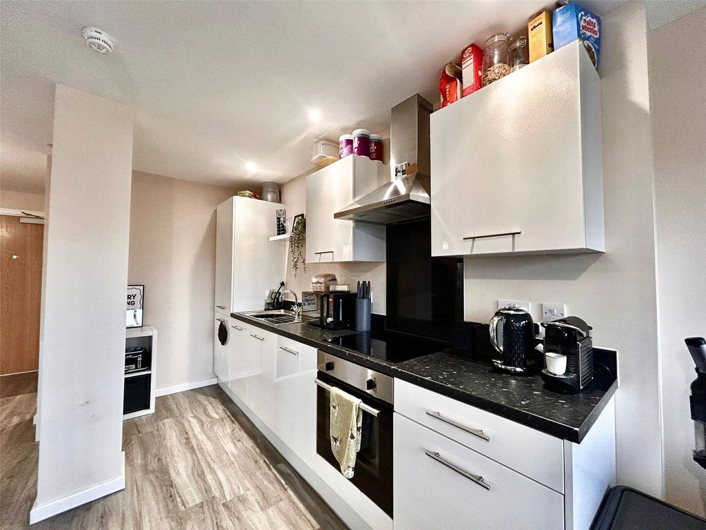 Property photo 3 of 7 Picture No. 07