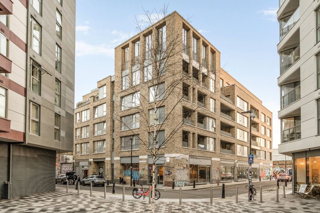 Property photo 1 of 16 Picture No. 18