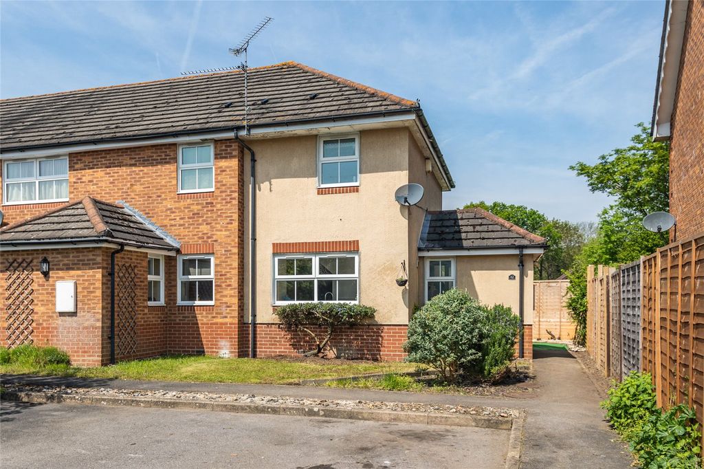 Property photo 1 of 10 Picture No. 02