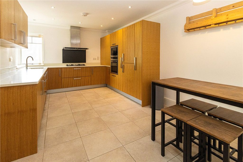 Property photo 3 of 14 Kitchen/Diner
