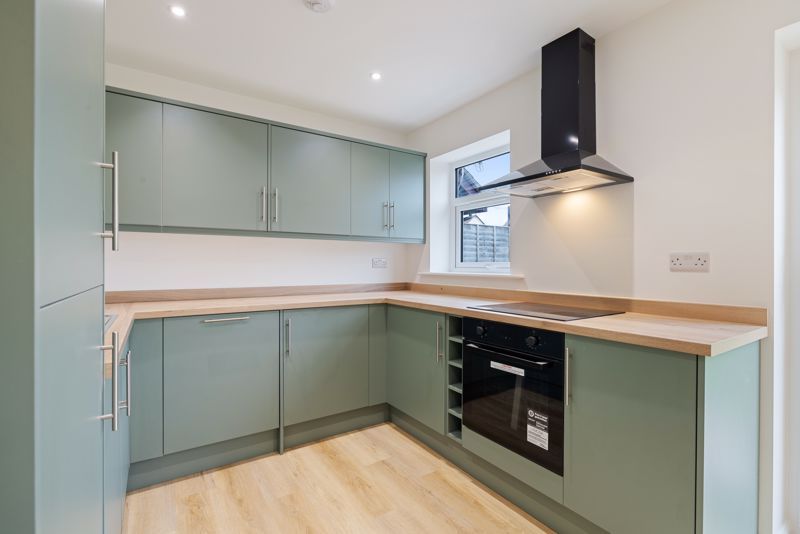 Property photo 3 of 22 Photo 11