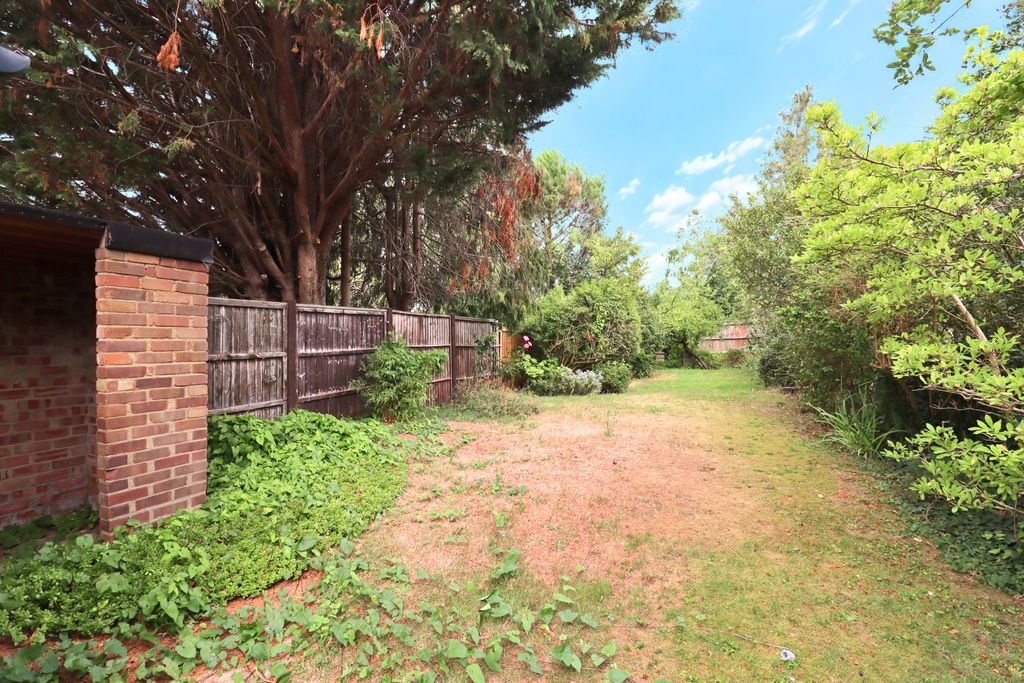 Property photo 3 of 7