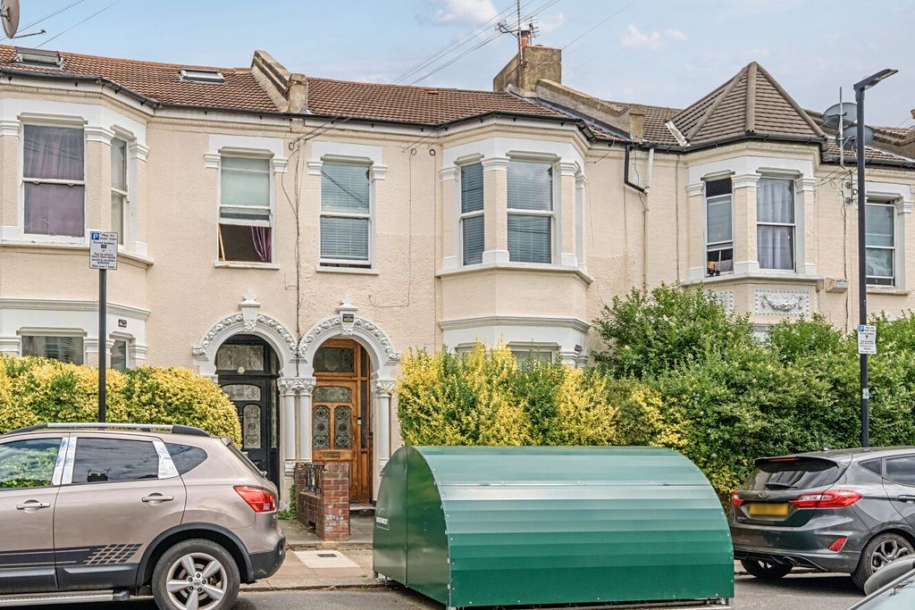 Property photo 3 of 8 1486763-22-6A4526...