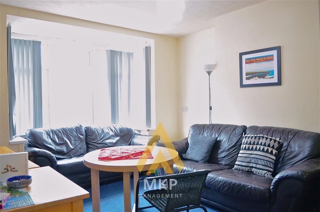 Property photo 3 of 11 3.Png