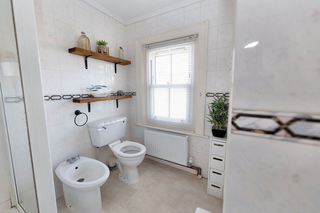 Additional image 18 of 4 bed detached house for saleFronks Road, Harwich CO12