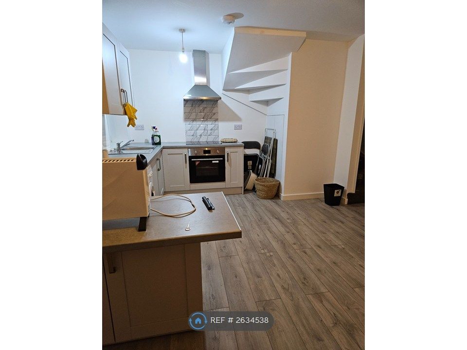 Property photo 3 of 3