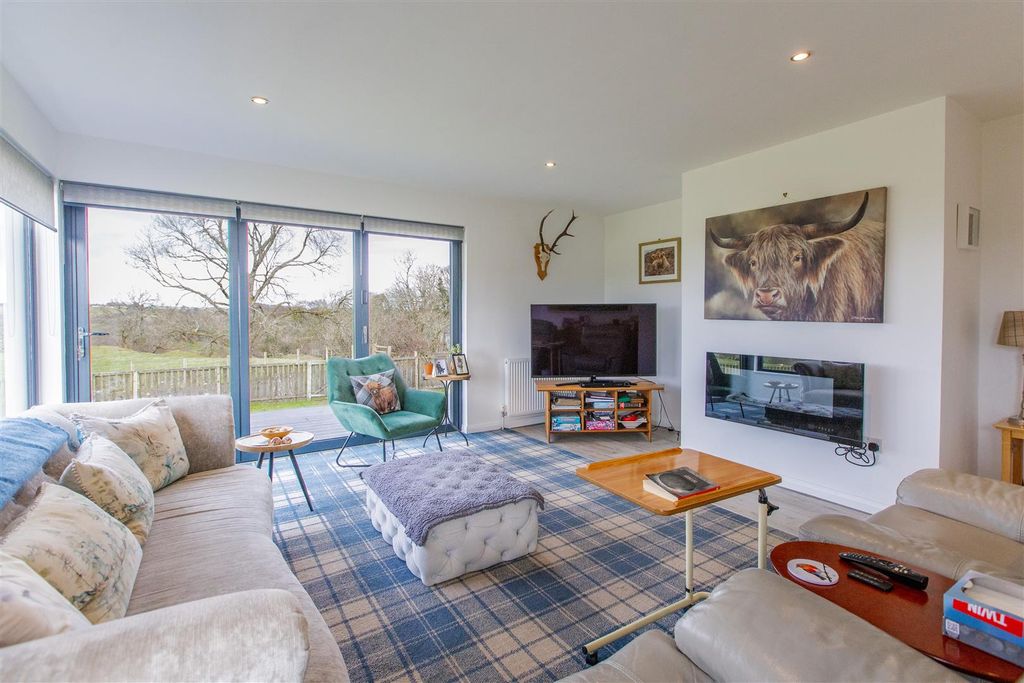 Property photo 3 of 29 Cruive - Craig Falls Sandford-39.Jpg