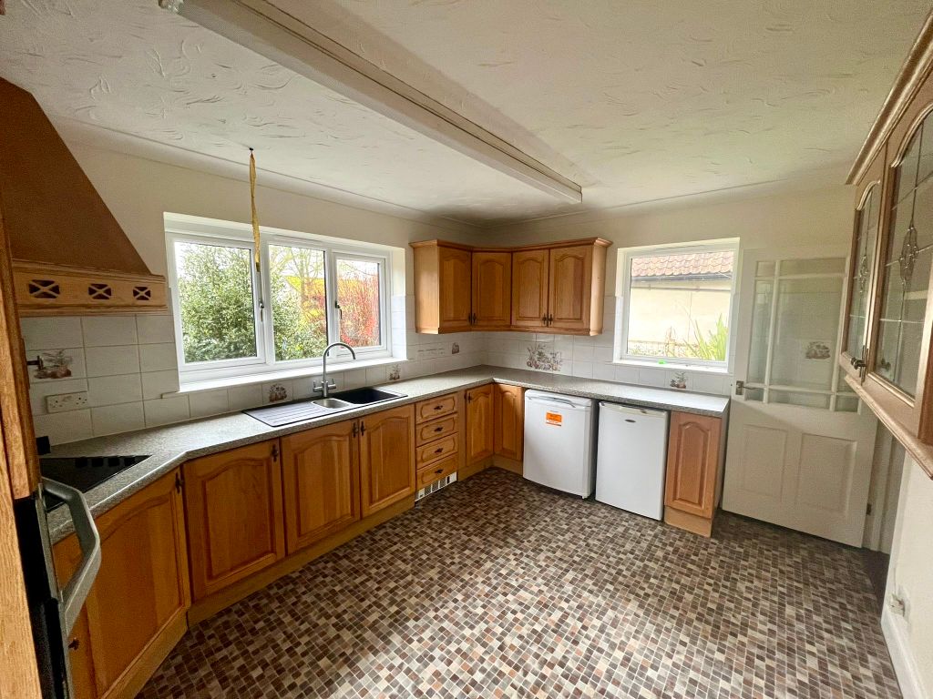 Property photo 2 of 12 Image