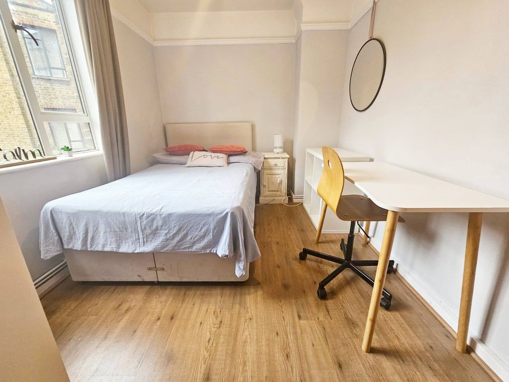 Property photo 2 of 6 Gallery