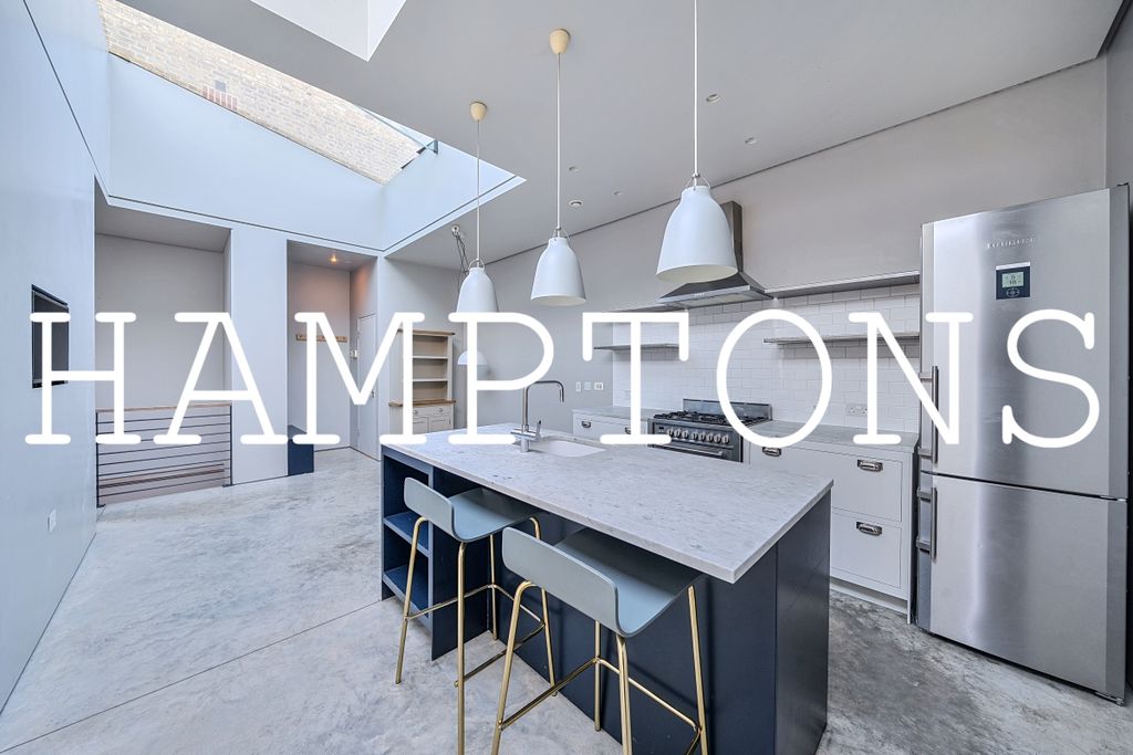 Property photo 1 of 9 6