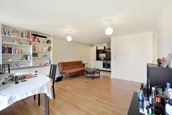 Property photo 3 of 8