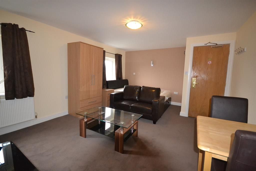 Property photo 1 of 4
