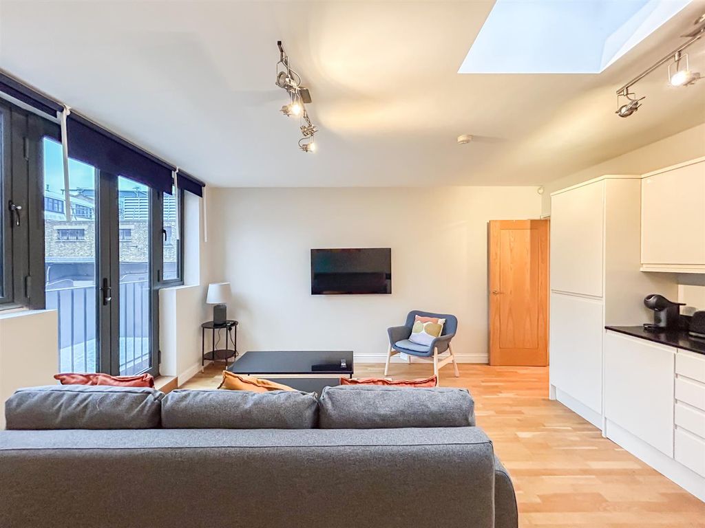 Property photo 3 of 13 Img_2146.Jpg