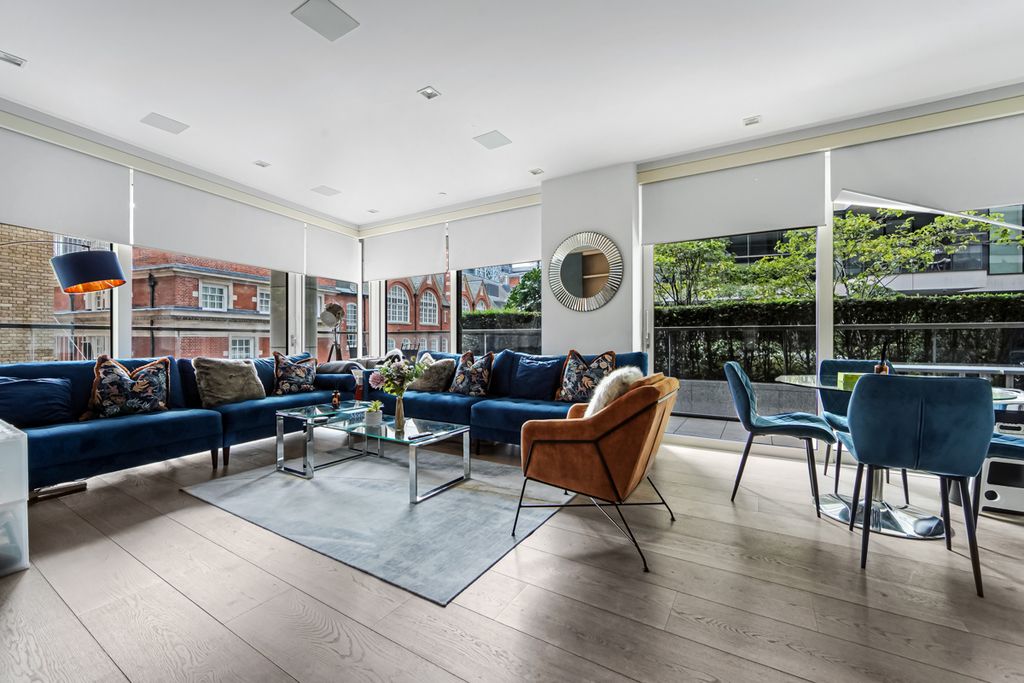 Property photo 1 of 19