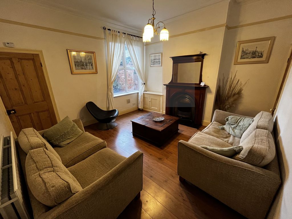 Property photo 1 of 14 Photo 2