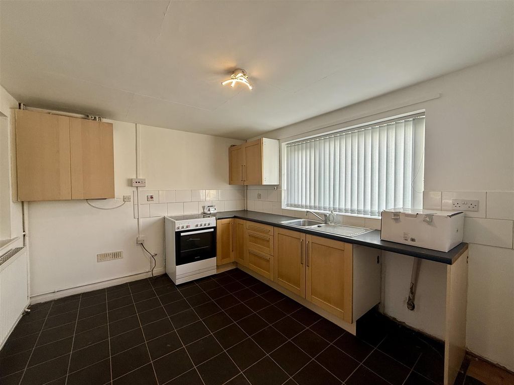 Property photo 3 of 7 Img_1611.Jpg