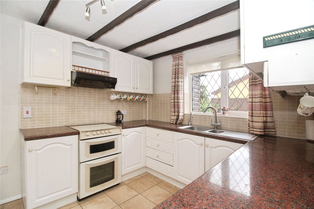 Property photo 2 of 11 Kitchen/Diner